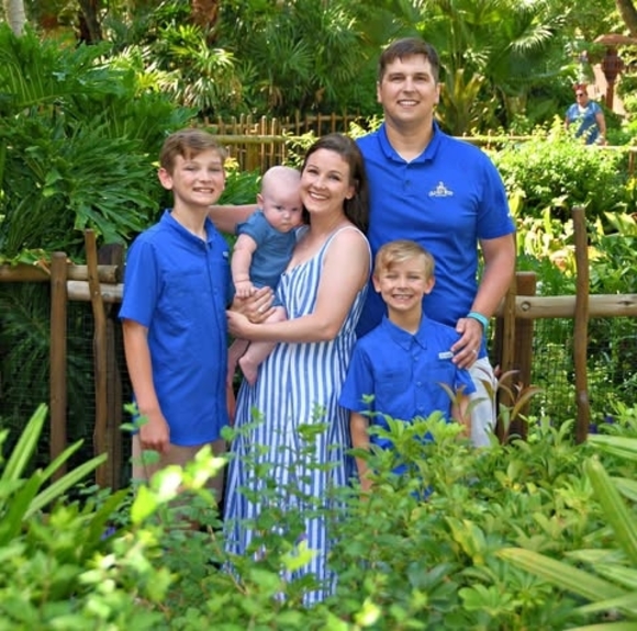 Meet your Posher, Amanda - Picture 1 of 1